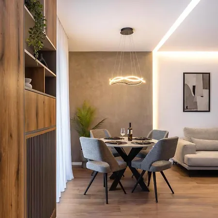 The Five Star Apartment-tsimiski Street * Thessaloniki