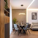 The Five Star Apartment-tsimiski Street * سالونيك