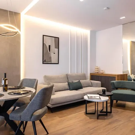 アパート The Five Star Apartment-tsimiski Street *