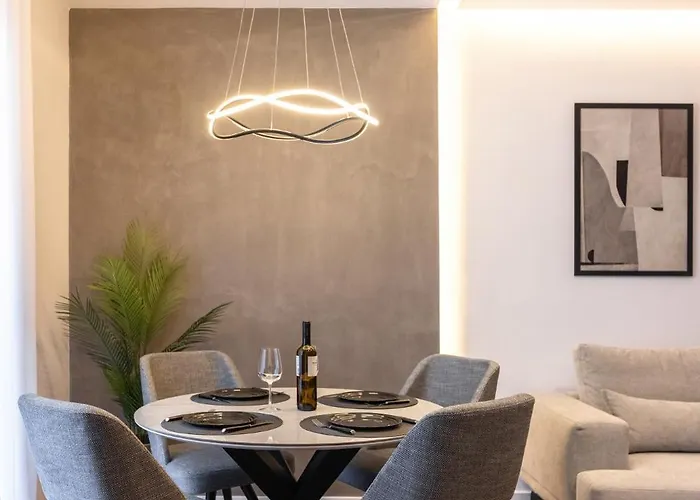 The Five Star Apartment-tsimiski Street