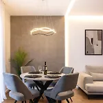 The Five Star Apartment-tsimiski Street