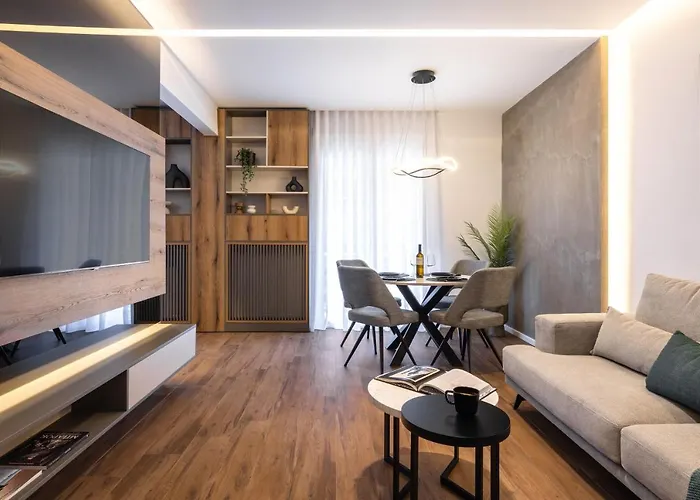 The Five Star Apartment-tsimiski Street 塞萨洛尼基