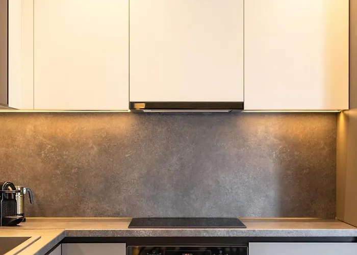 The Five Star Apartment-tsimiski Street